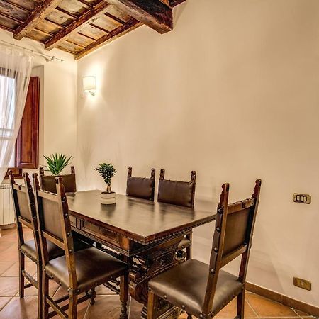 Fresh House Trevi 2 Apartment Rome Bagian luar foto