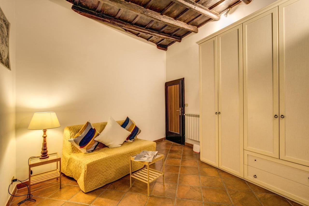 Fresh House Trevi 2 Apartment Rome Bagian luar foto