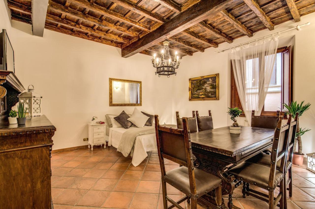 Fresh House Trevi 2 Apartment Rome Bagian luar foto